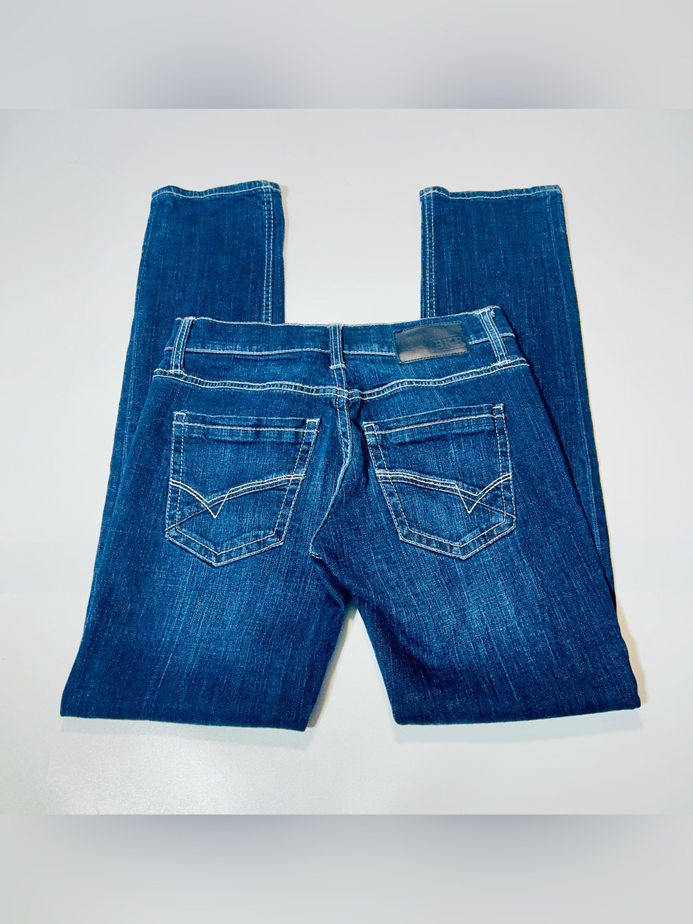 BKE Carter Straight Leg Jeans Women Size 27 Medium Wash Stretch Denim dark wash